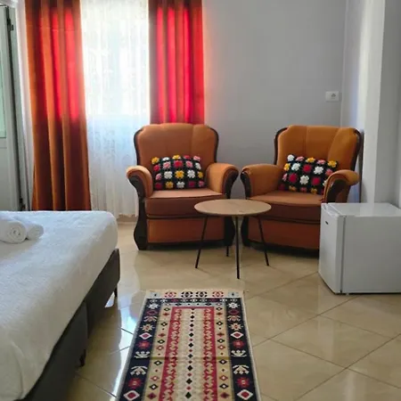 Pensión Mecani Gjirokastër